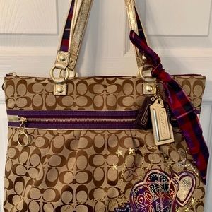 Coach Poppy Tote